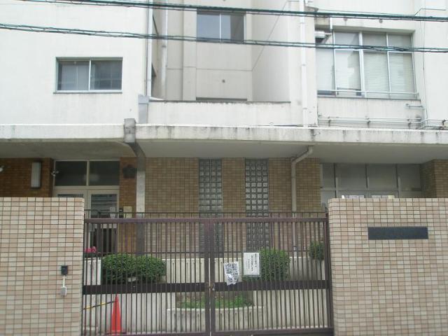 常盤小学校 560m 写真撮影日：2025-10-01