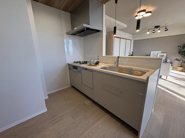 キッチン  写真撮影日：2025-12-13