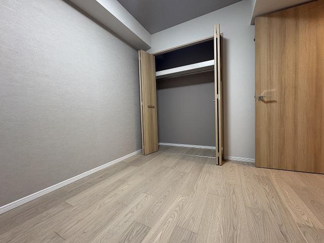 リビング以外の居室  写真撮影日：2025-12-13