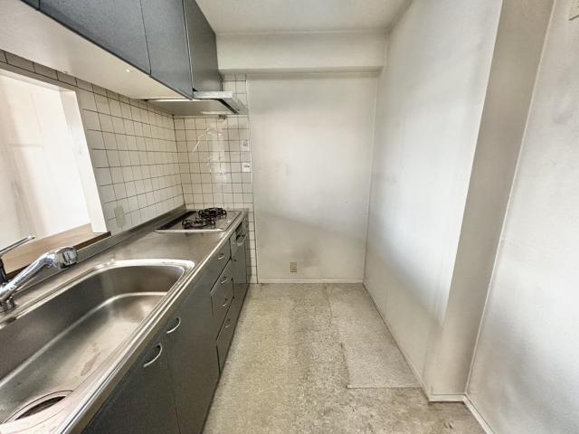 キッチン  写真撮影日：2025-10-01