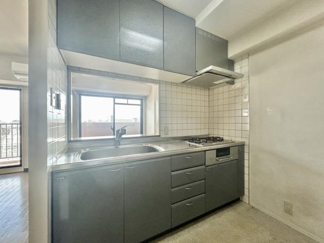 キッチン  写真撮影日：2025-10-01