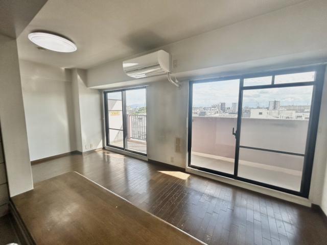 同仕様写真(リビング）  写真撮影日：2025-10-01