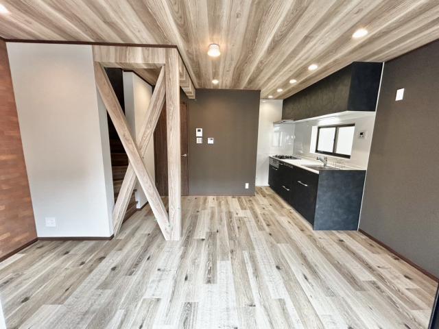 同仕様写真(リビング）  写真撮影日：2025-10-01