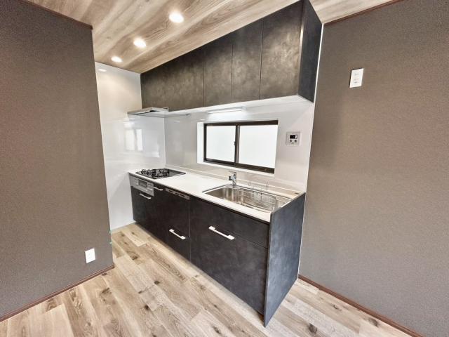 キッチン  写真撮影日：2025-10-01