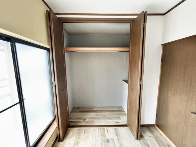 リビング以外の居室  写真撮影日：2025-10-01