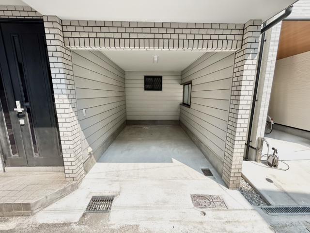 駐車場  写真撮影日：2025-10-01