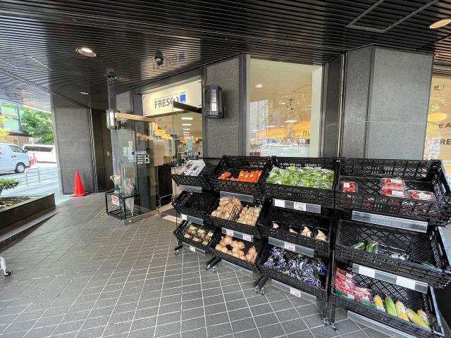 フレストミニ御堂筋本町店 270m 写真撮影日：2025-10-11