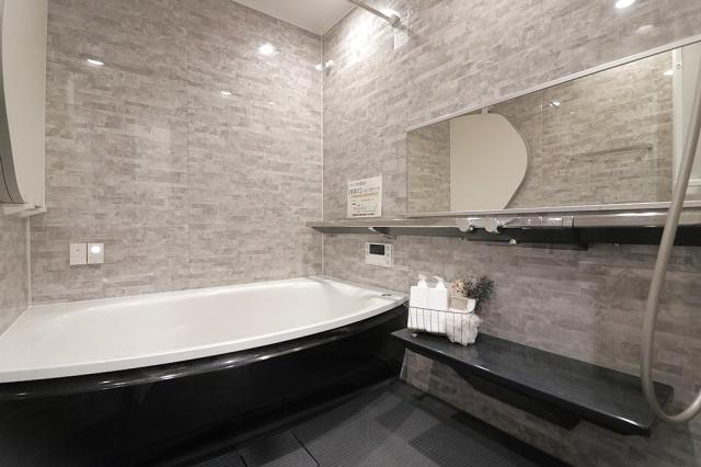 浴室  写真撮影日：2025-10-01