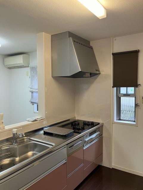 キッチン  写真撮影日：2025-10-16