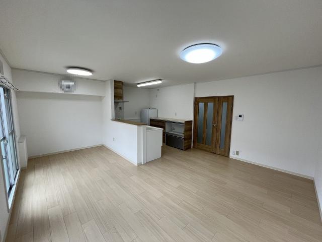 リビング  写真撮影日：2025-10-26