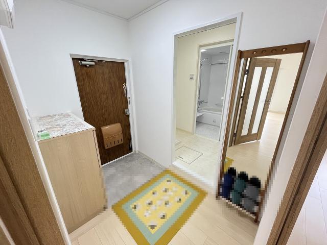 玄関  写真撮影日：2025-10-26