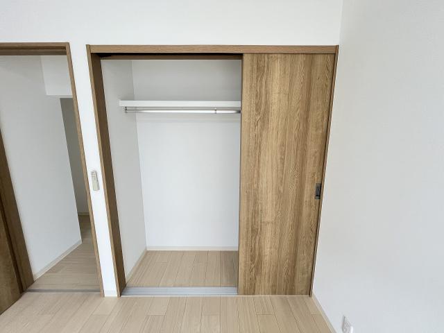 リビング以外の居室  写真撮影日：2025-10-26