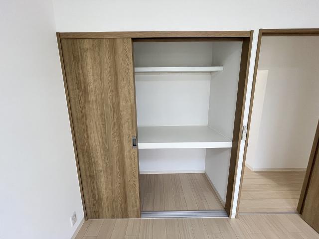 リビング以外の居室  写真撮影日：2025-10-26