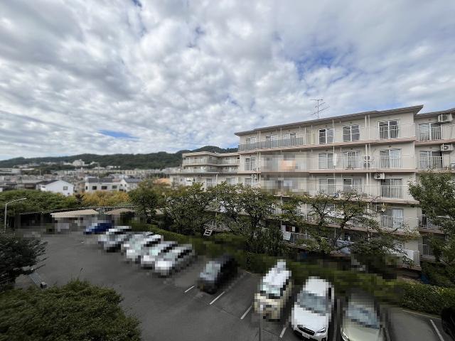 住戸からの眺望写真  写真撮影日：2025-10-26