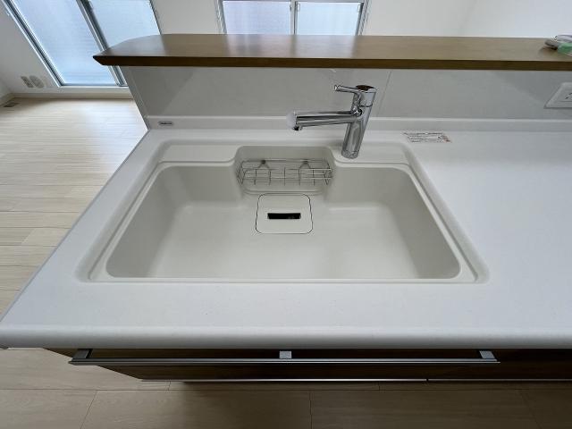 発電・温水設備 キッチンシンク  写真撮影日：2025-10-26