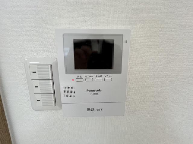 防犯設備 モニター付きインターホン  写真撮影日：2025-10-26