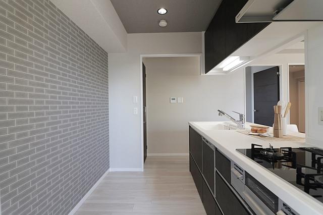 キッチン  写真撮影日：2025-10-01