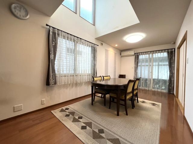 リビング  写真撮影日：2025-10-30