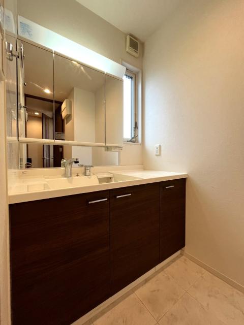 洗面台・洗面所  写真撮影日：2025-10-30