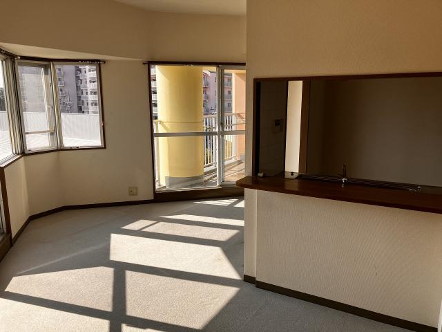 リビング  写真撮影日：2025-10-24