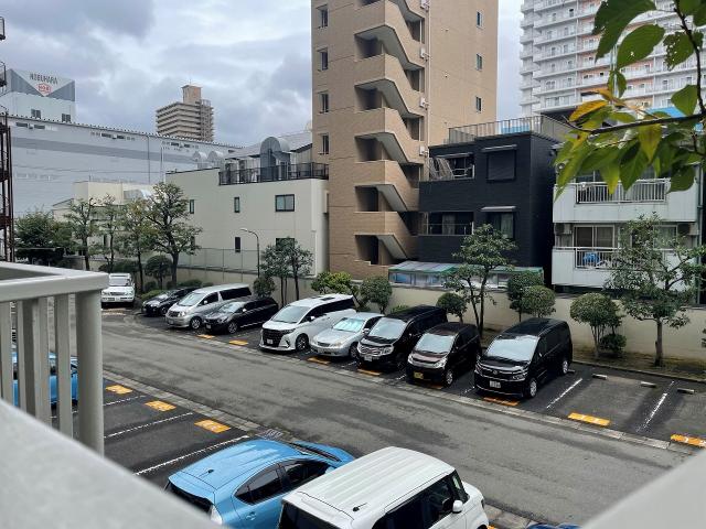 住戸からの眺望写真  写真撮影日：2025-11-01