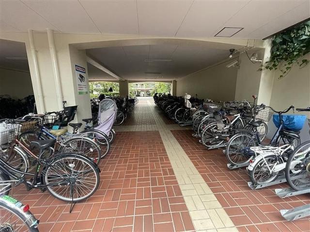 その他共用部  写真撮影日：2025-11-01