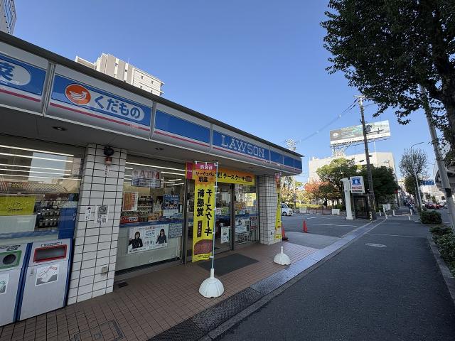ローソン川俣店 510m 写真撮影日：2025-11-08