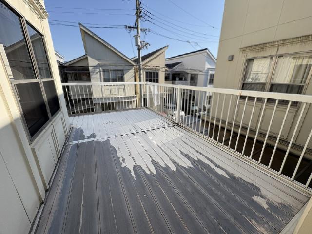 バルコニー  写真撮影日：2025-11-10