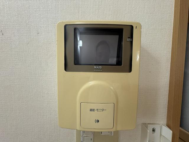 防犯設備 モニター付きインターホン  写真撮影日：2025-11-10