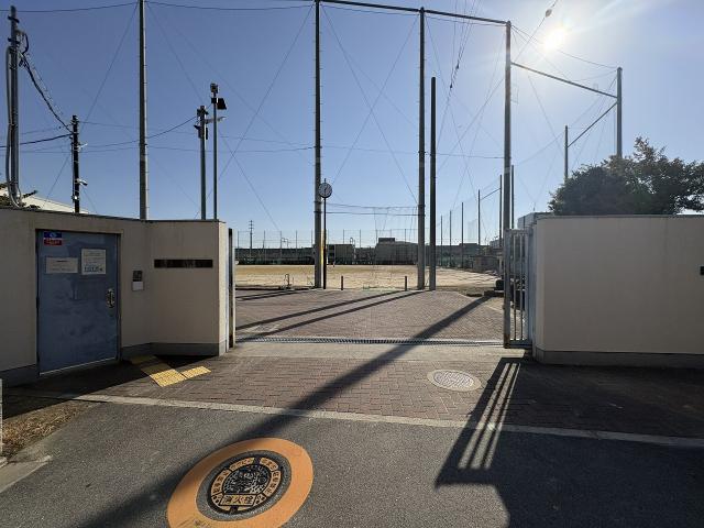 東大阪市立玉川中学校 1120m 写真撮影日：2025-11-10