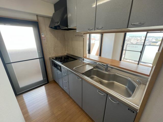 キッチン  写真撮影日：2025-11-12