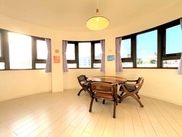 リビング  写真撮影日：2025-11-16