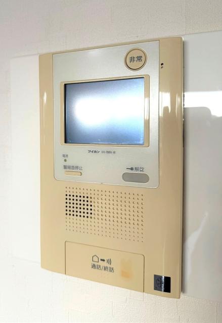 防犯設備 モニター付きインターホン  写真撮影日：2025-11-16