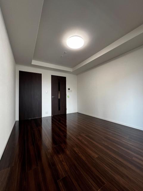 リビング以外の居室  写真撮影日：2025-11-15