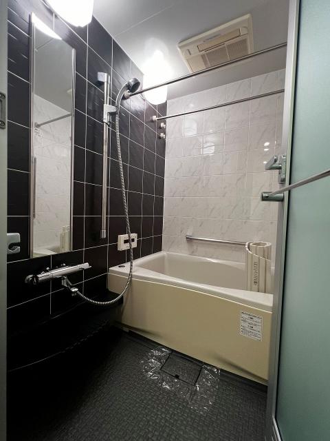 浴室  写真撮影日：2025-11-15