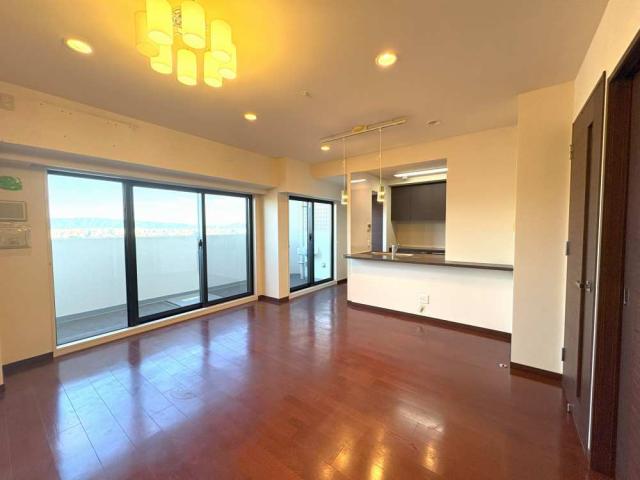 リビング  写真撮影日：2025-11-16