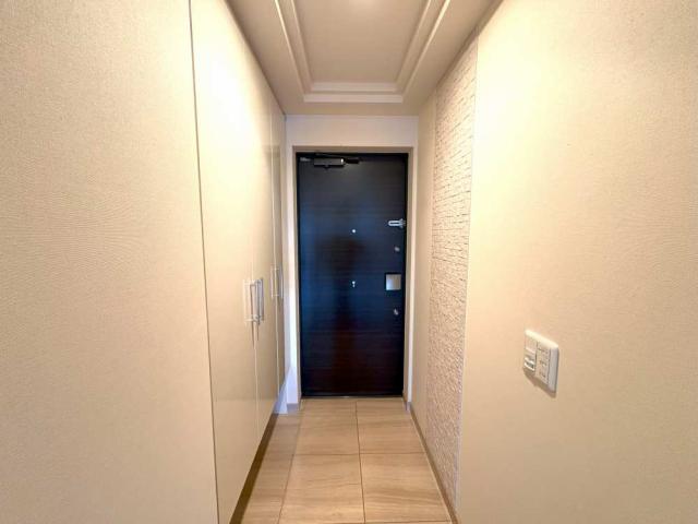 玄関  写真撮影日：2025-11-16