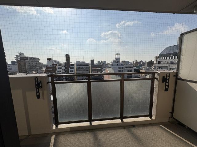 バルコニー  写真撮影日：2025-11-15