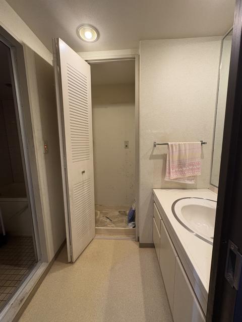 浴室  写真撮影日：2025-11-15