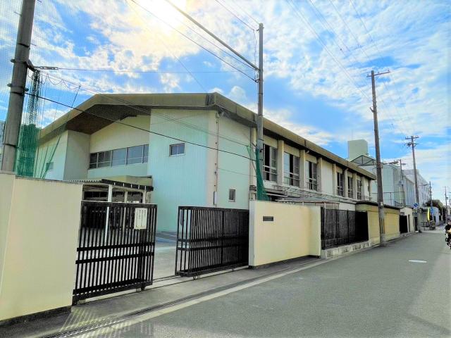 市立東住吉中学校 1600m 写真撮影日：2025-11-01