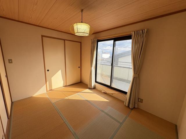 リビング以外の居室  写真撮影日：2026-02-13