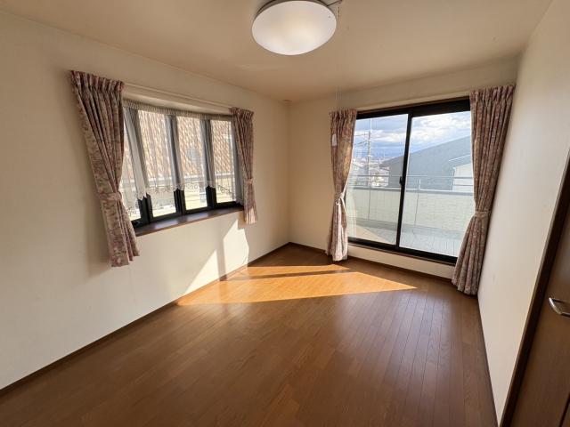 リビング以外の居室  写真撮影日：2026-02-13