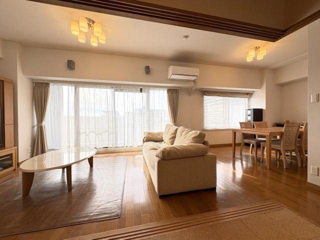 リビング  写真撮影日：2025-11-29