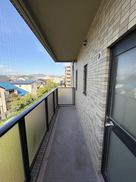 バルコニー  写真撮影日：2025-11-29