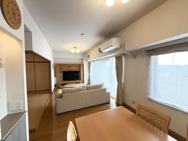 リビング  写真撮影日：2025-11-29