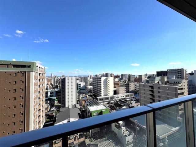 住戸からの眺望写真  写真撮影日：2025-11-30