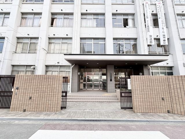 桃谷中学校 690m 写真撮影日：2025-12-01