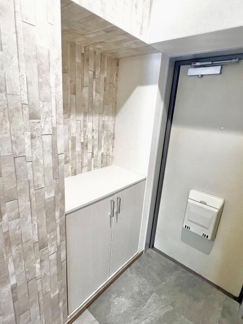 玄関  写真撮影日：2025-12-11