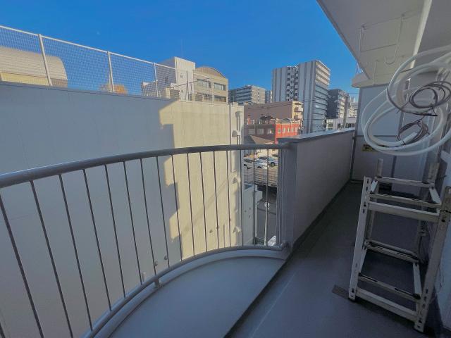 バルコニー  写真撮影日：2025-12-11