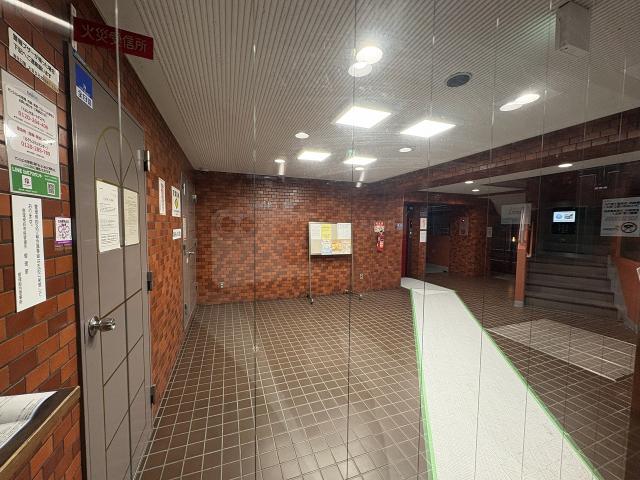 エントランス  写真撮影日：2025-12-12